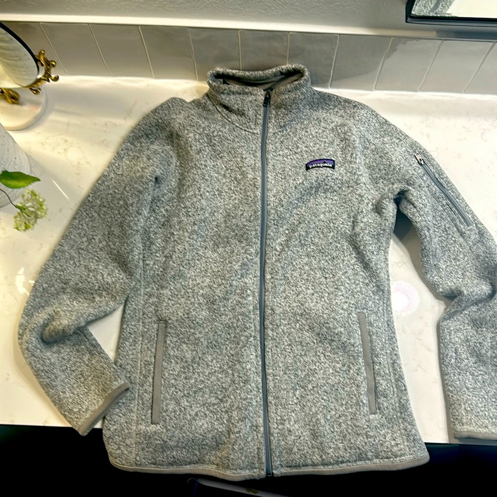 Patagonia zip up fleece